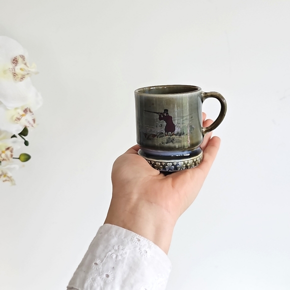1960s Vintage Wade Pottery Irish Porcelain Hunting Scene Dog Mug Shamrock Trim - Picture 3 of 14
